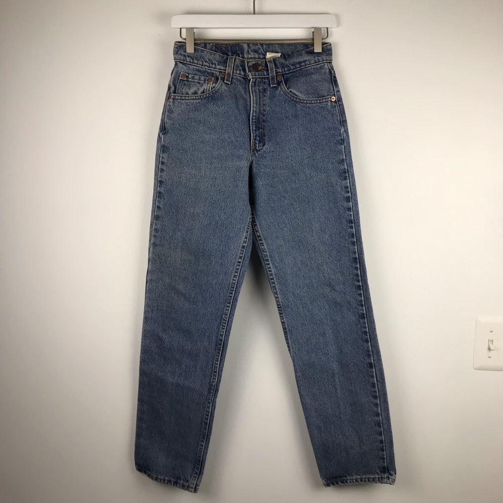 Vintage Levi’s 550 High Waist wedgie fit Jeans - Picture 2 of 8